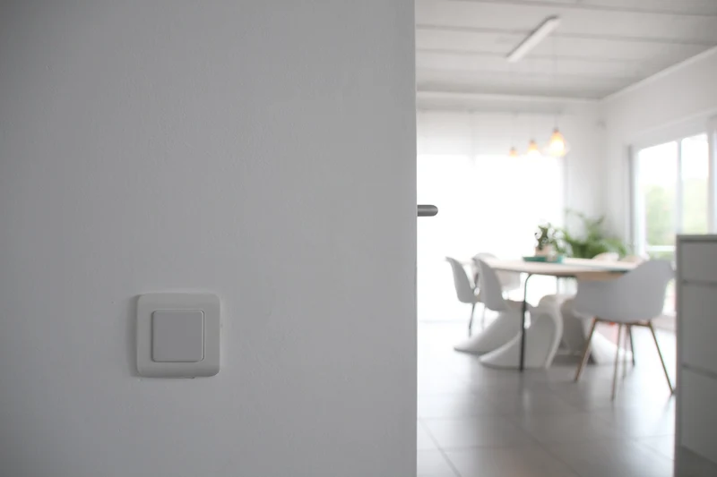 Connected Light Switch -DiO Connect