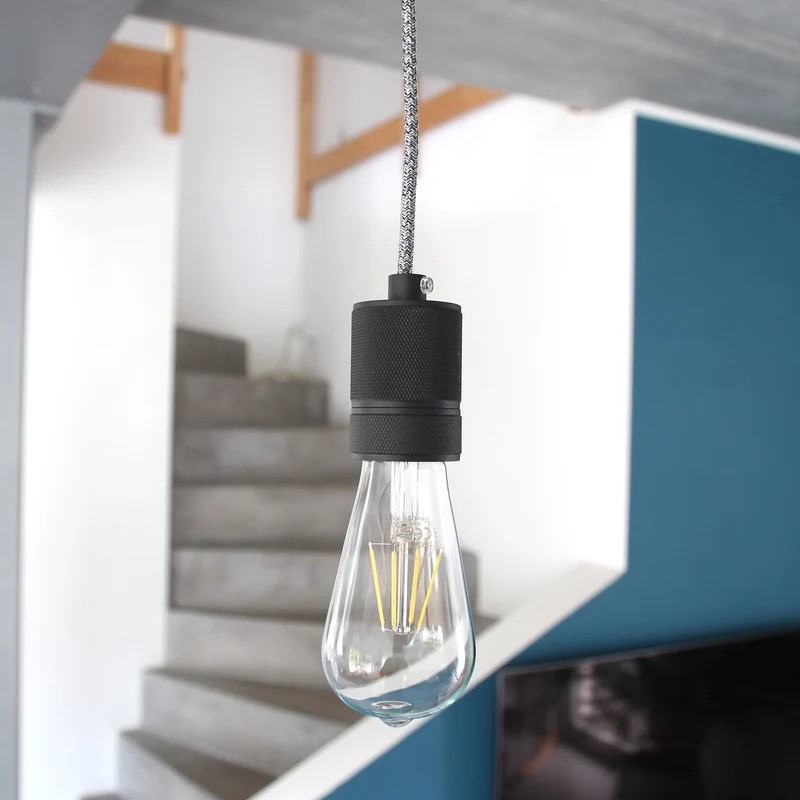 Aluminum lampholder - black
