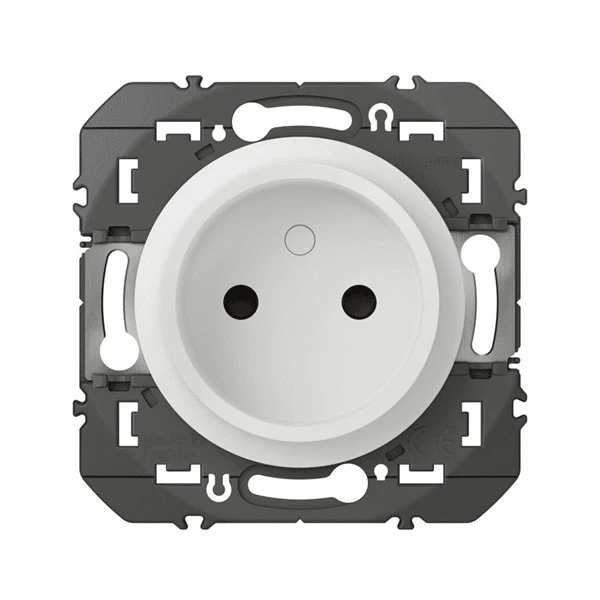 Legrand Dooxie prise de courant 2P à puits 16A finition blanc 600334