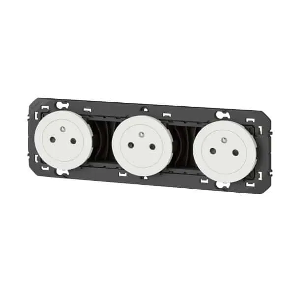 Legrand Dooxie triple prise de courant 2P+T 16A - précâblées finition blanc surface - 600333