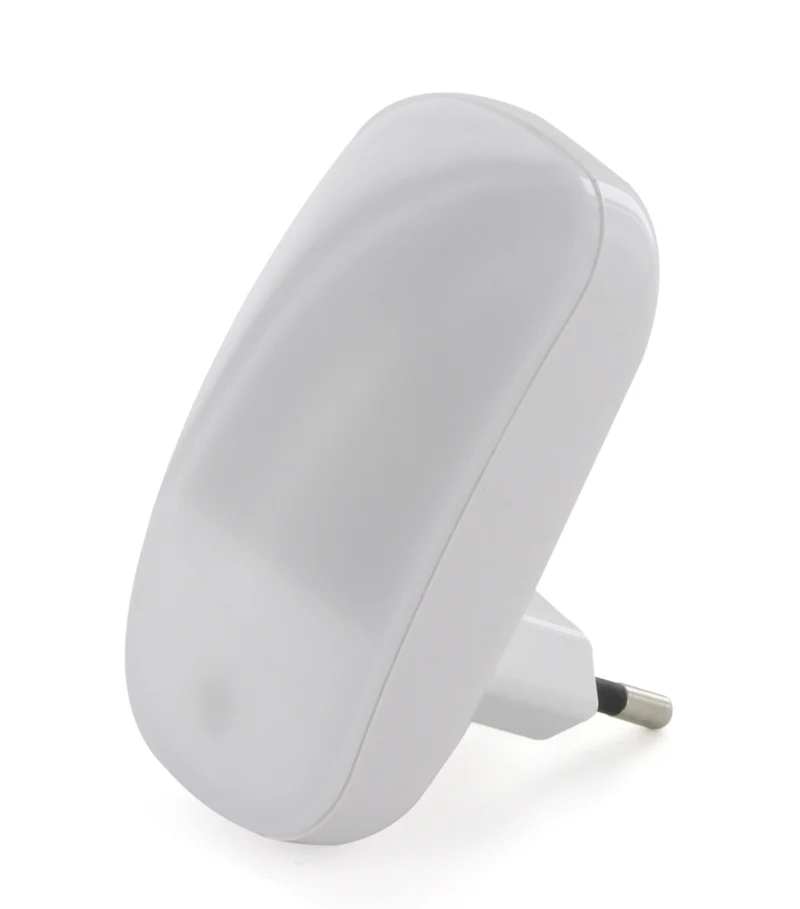 Mini night light with twilight detection