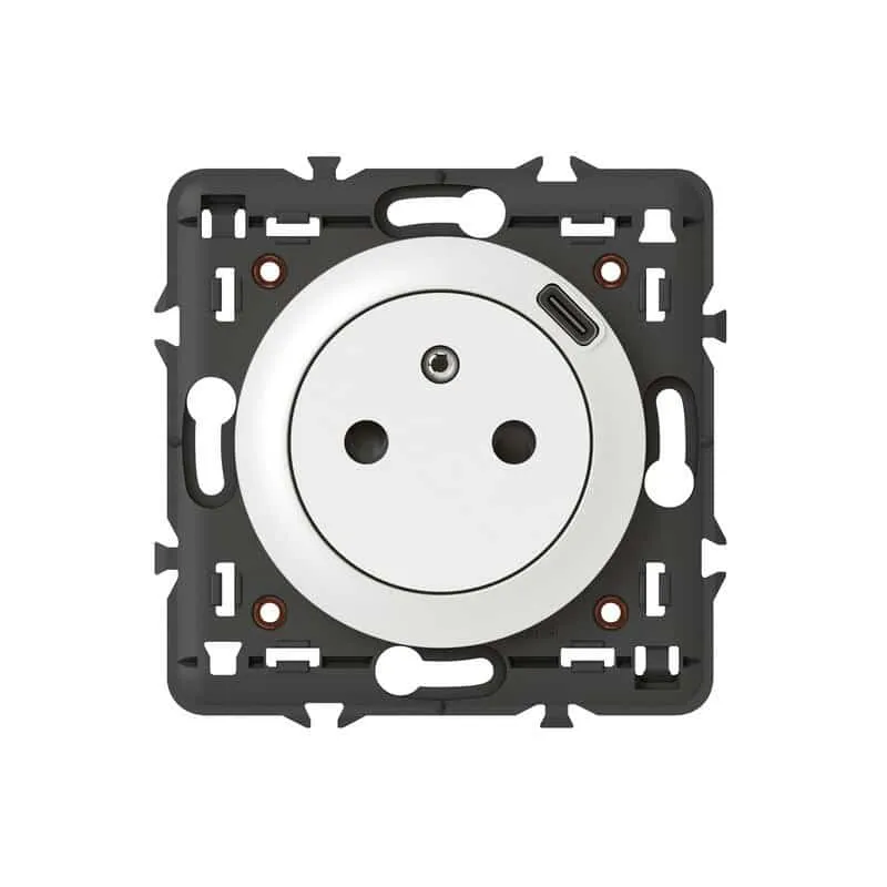 Prise de courant surface Céliane avec chargeur USB intégré type C - livrée avec support et enjoliveur blanc - Legrand 068127