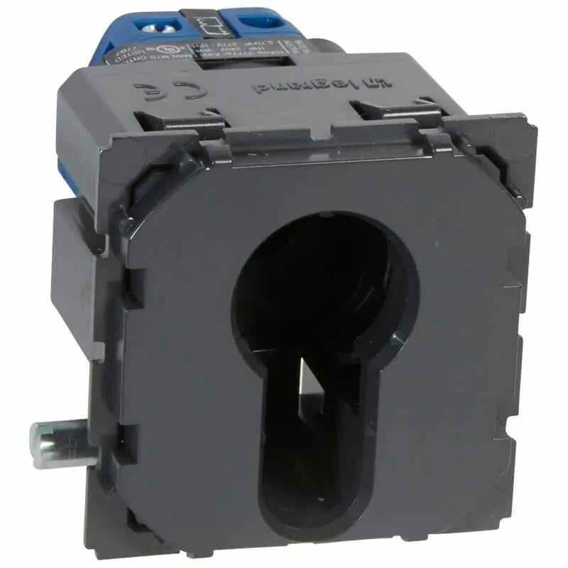 Poussoir à clé 3 positions Céliane inverseur avec arrêt 10A 230V Legrand 067039