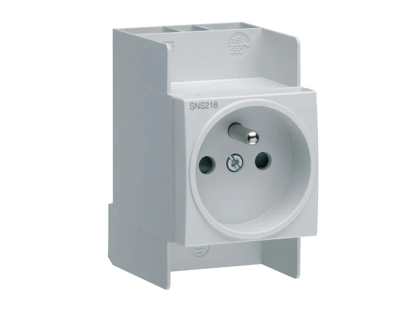 HAGER Prise modulaire 16A 2P+T Française sans vis SNS216