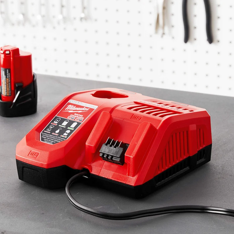Chargeur à Batterie Milwaukee M18/M12 (48-59-1812)