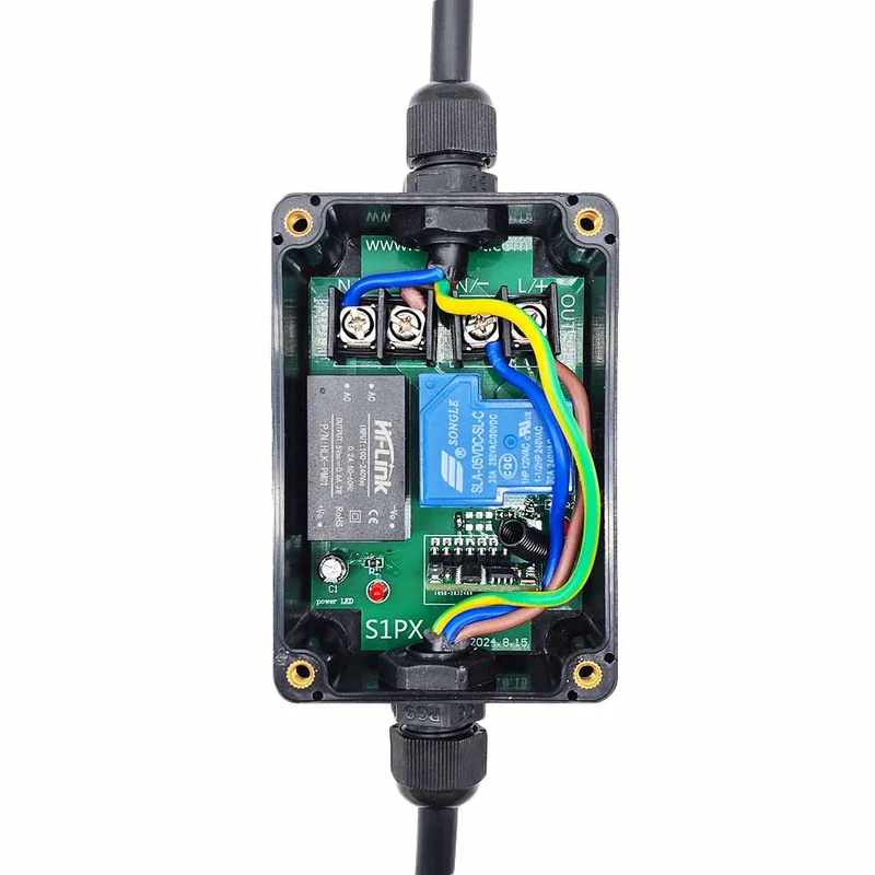 Norme EU Prise Étanche Extérieure IP66 avec Interrupteur Télécommande (Modèle: 0020774)