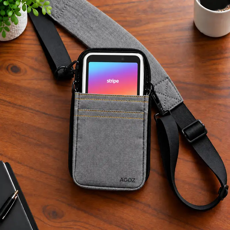 Étui à porter en travers du corps pour lecteurs Stripe Reader S700 et S710 | Agoz