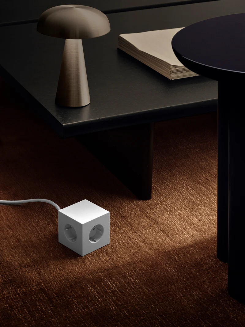 Square 1 - Martinelli Luce