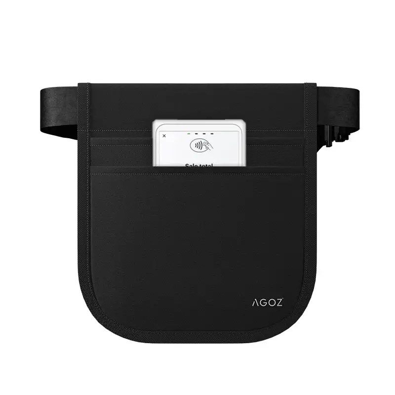 Terminal de point de vente portable Clover Flex avec tablier de serveuse et poche sécurisée
