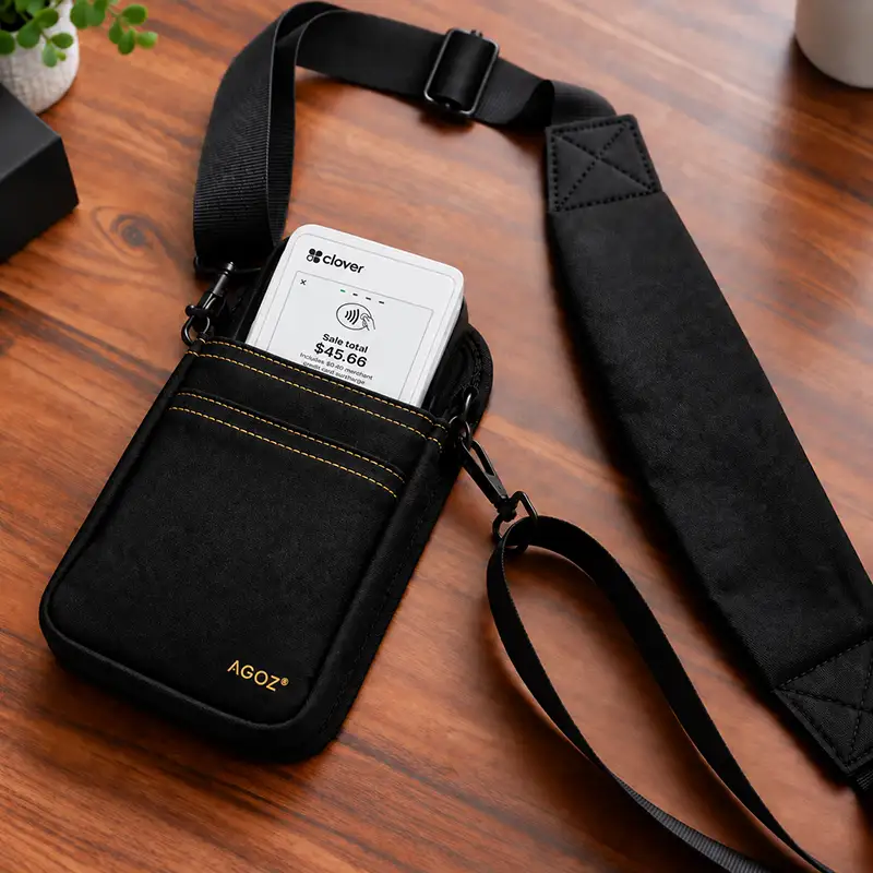 Étui bandoulière pour terminal de caisse Clover Flex avec sangle d’épaule réglable | Agoz