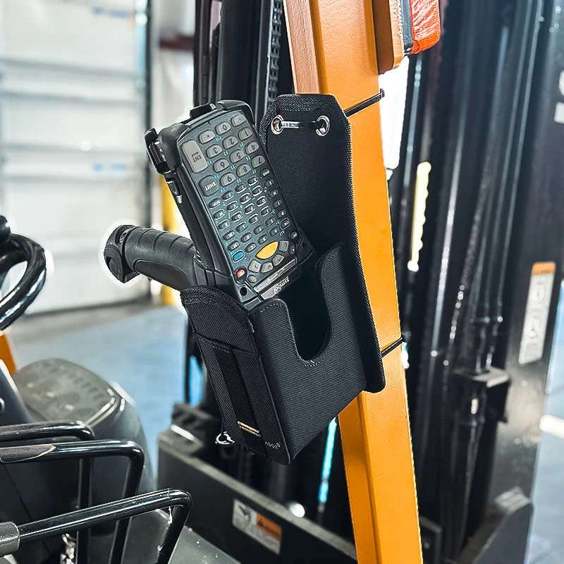 Étui pour chariot élévateur Cognex DataMan 8700 pour le scan côté équipement | Agoz