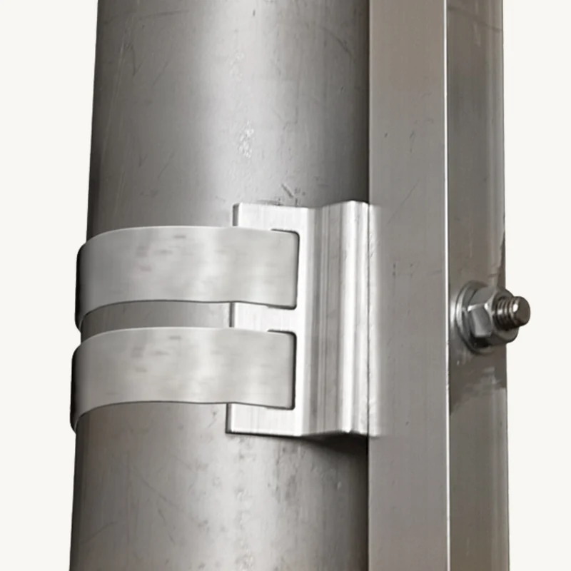 Platine de fixation candélabre sur mât