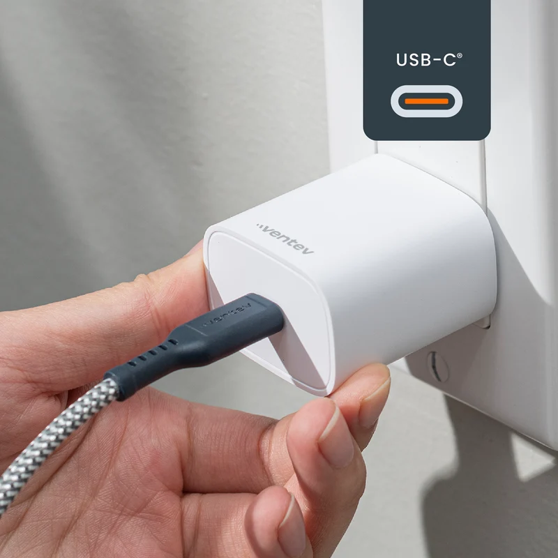 30W ULTRAFAST USB-C Universal Wall Charger