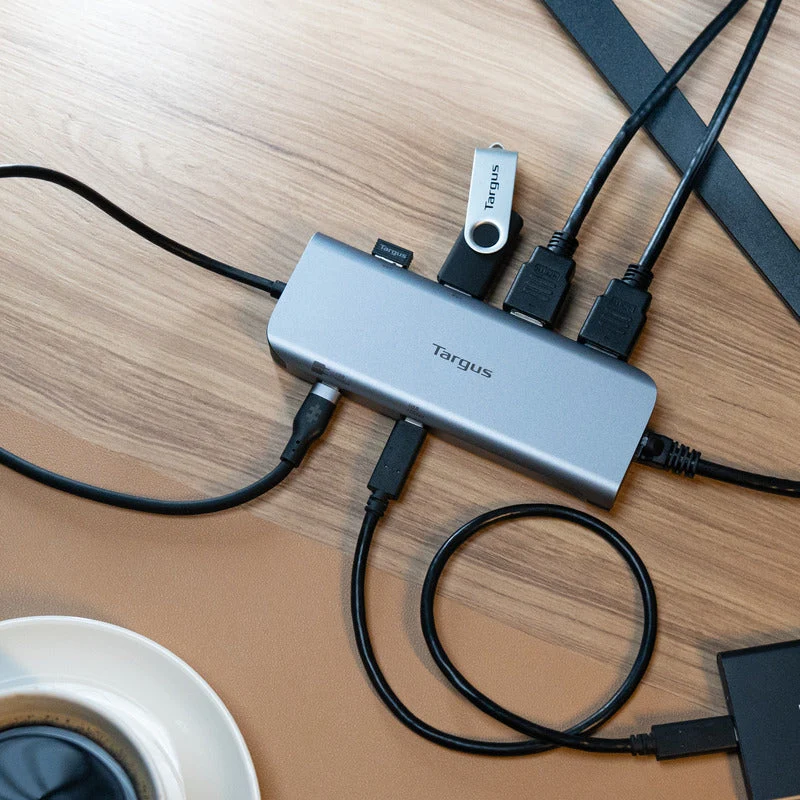 Station d'accueil mobile double vidéo avec passage EPR 140W