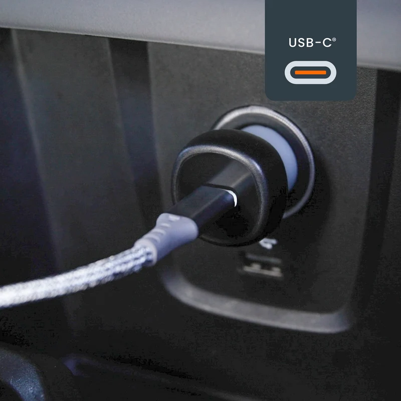30W ULTRAFAST USB-C Universal Car Charger and USB-C to USB-C Cable
