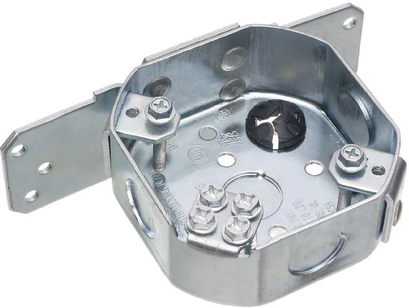 CEILING BOX 1-1/2" WITH BRACKET