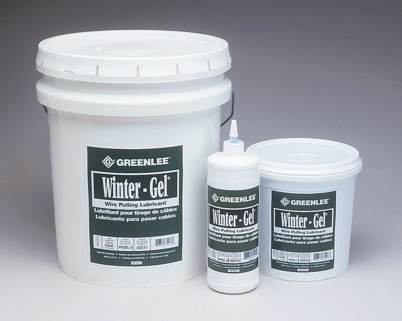 LUBE WINTER GEL PULLING IN SQUEEZE BOTTLE (.95L)