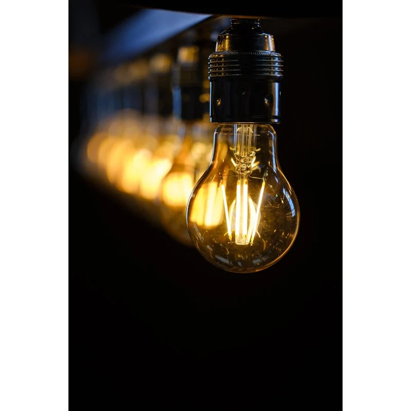 Ampoule LED E27 Filament Dimmable 8W A60 Classique