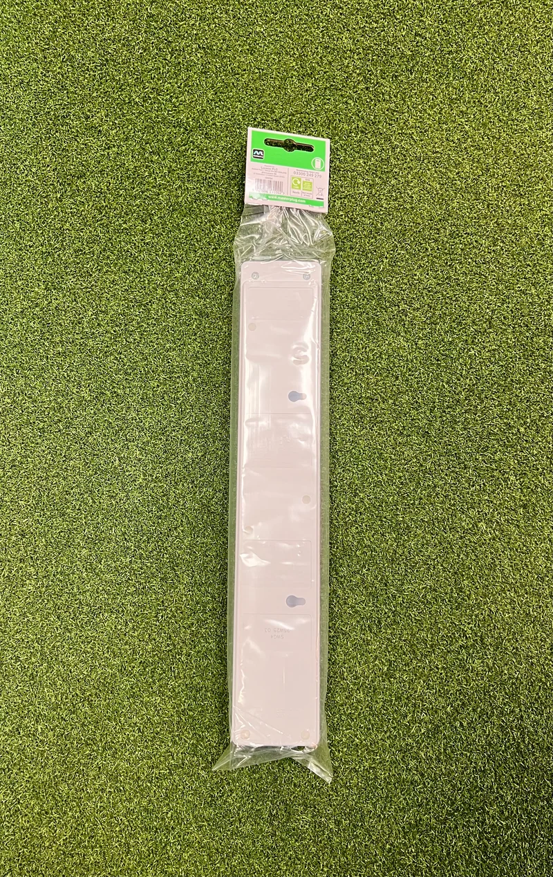 4-Gang, White Switched Rewireable Trailing Socket