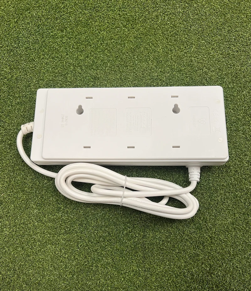 8-Way, 2m Straight Extension Lead in White