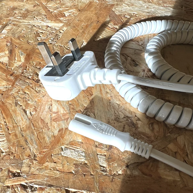 UK Mains Plug with 3A Fuse to 'Figure 8' (C7) Coiled Mains Lead in White