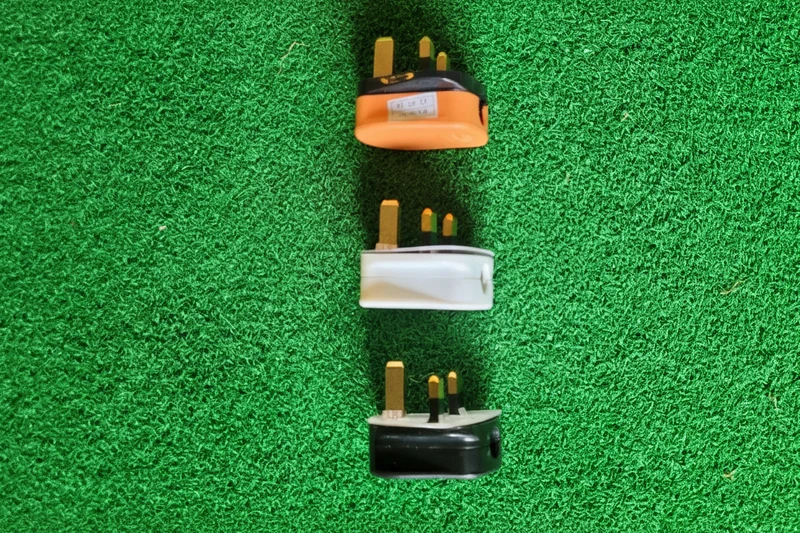 13amp UK Mains 240V Rewireable Plug (Various Colours)