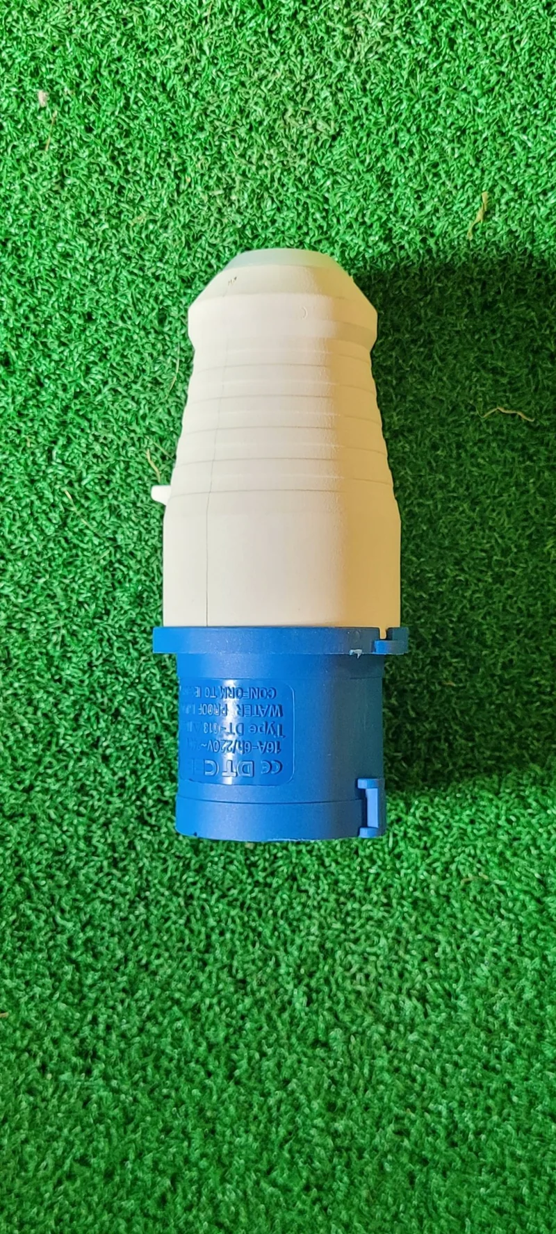 16A, 240V, Cable Mount CEE Plug, 2p+E IP44 Blue