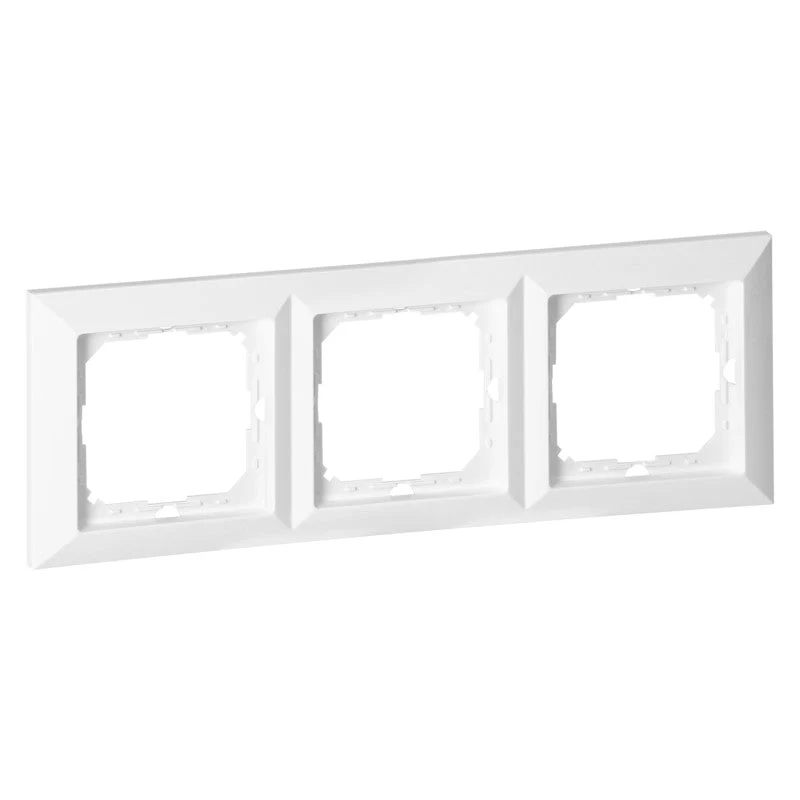 Plaque de Finition Trois Emplacements - Blanc
