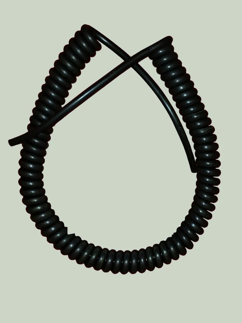 3 Core 1sqmm Coiled Black PUR Cable