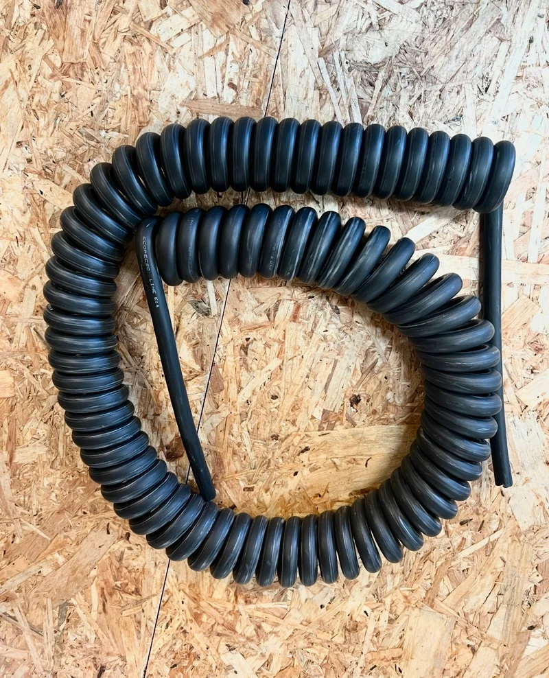 3 Core 2.5sqmm Coiled Black LSZH 16A Power Cable