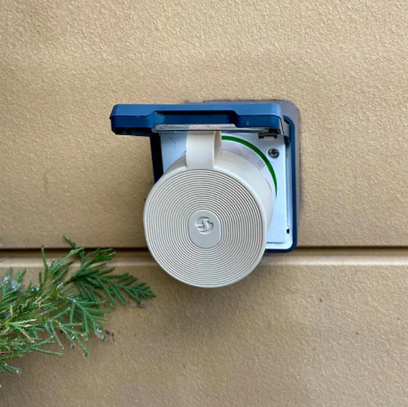 Shelly Tomada inteligente p/ exterior WiFi c/medidor de consumo compatível com Matter Beje - Shelly Outdoor Plug S Gen3