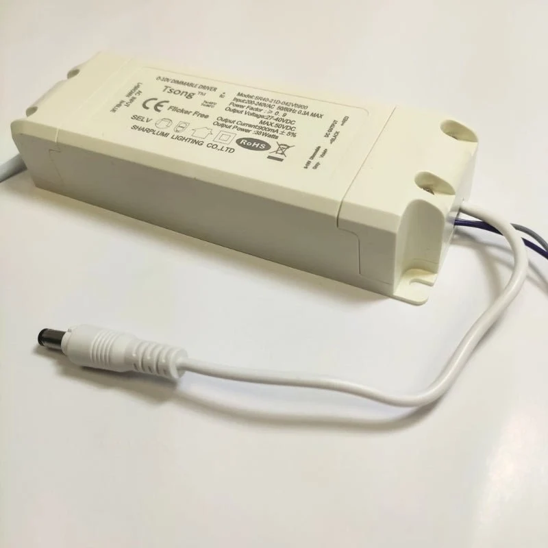 Transformateur Dimmable 0-10V & 27-40V 40W IP44 DC No Flicker