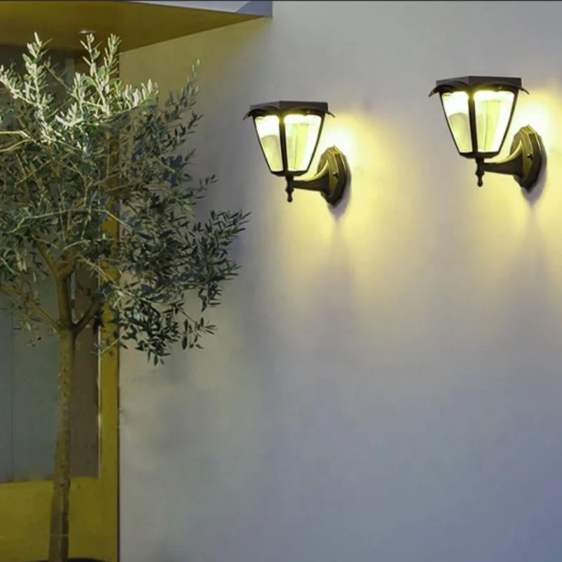 Lanterne Solaire Connectée Murale RGBW IP54