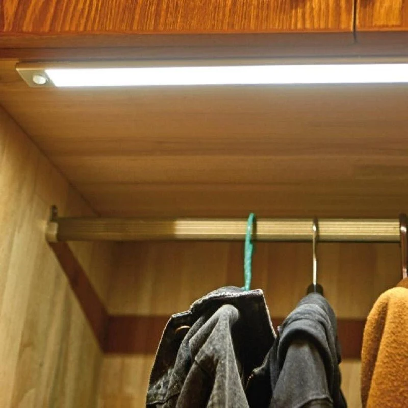 Réglette LED Rechargeable USB 60cm IP40 avec Détecteur de mouvement