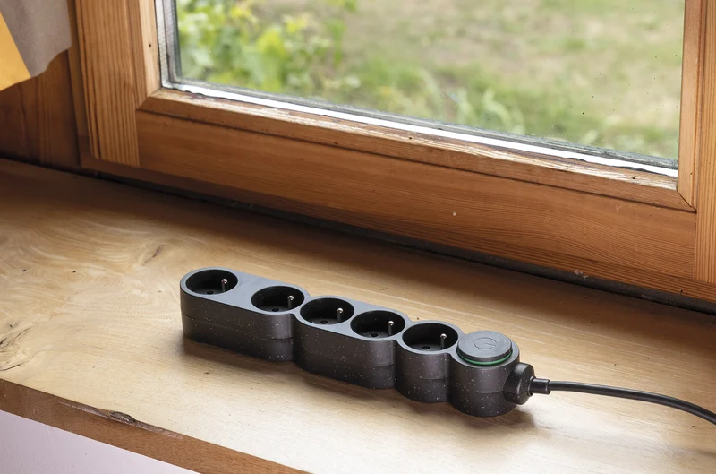 Bloc multiprises écoresponsable prises 2P+T Home Green - Zenitech