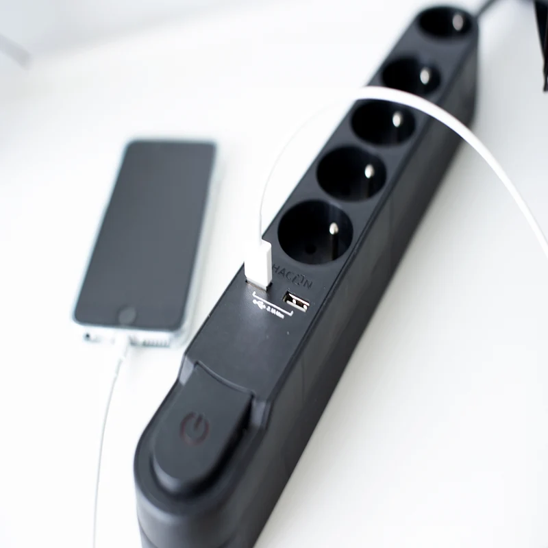 Bloc multiprise Design noir 16A + 2xUSB - Chacon