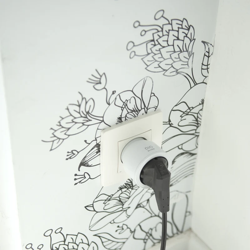 Prise nano télécommandée On/Off - 2300W - Blanc - DiO