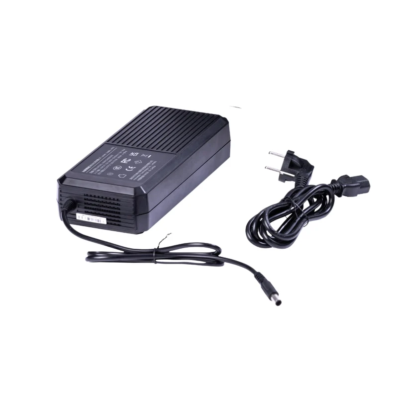 Chargeur secteur pour station d'énergie Izywatt 800 et 1200 - Orium