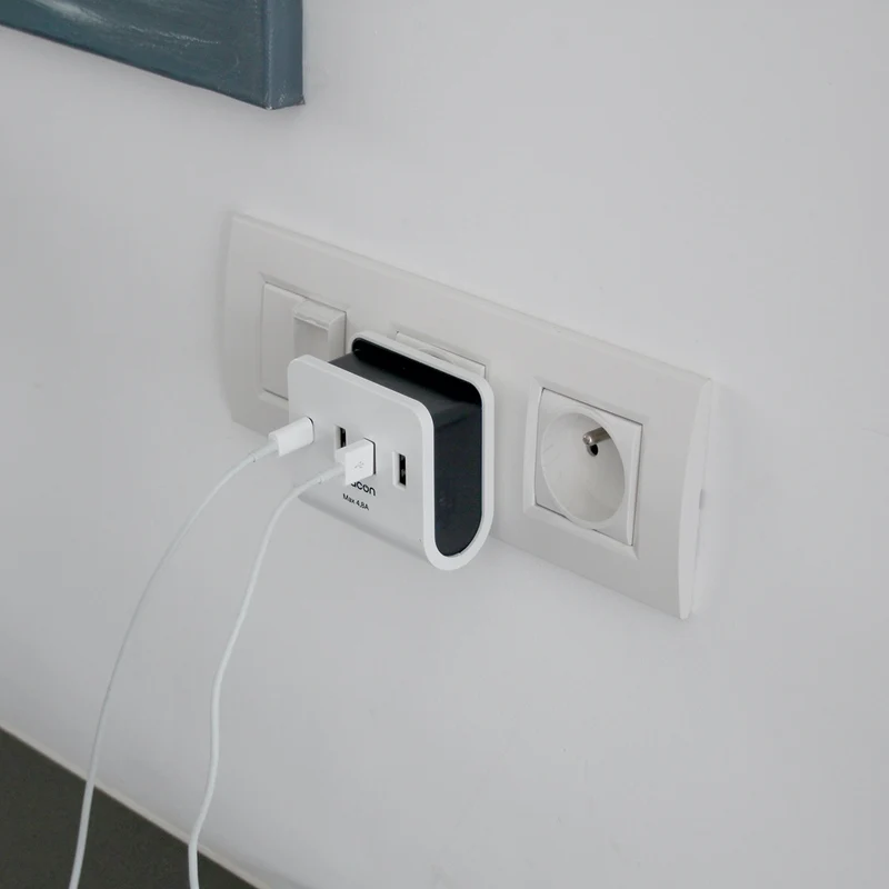Chargeur USB sur prise 3xUSB-A + 1xUSB-C - Chacon