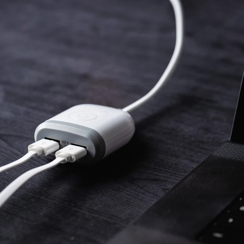 Rallonge 3m avec 2xUSB 4,8A à charge ultra rapide - Blanc - Watt and Co