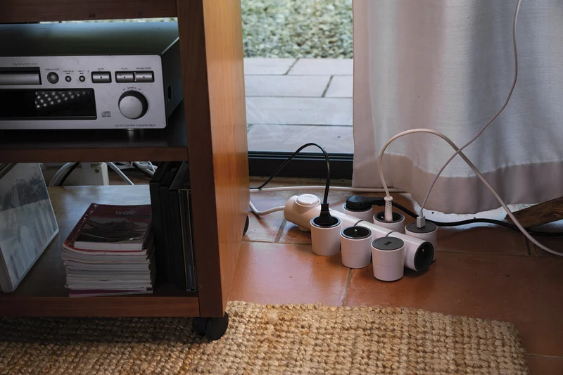 Chargeur 2xUSB 2,1A MODULOWATT + 1P 16A - Watt and Co