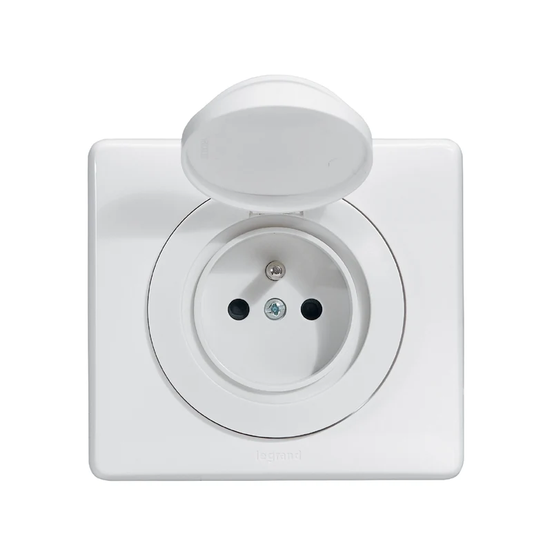 Prise 2P+T 16A étanche IP44 - Céliane - blanc - Legrand