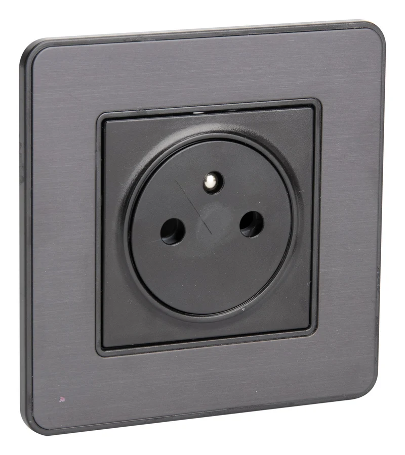 Prise 16A 2P+T Easy Eject en métal noir brossé - Kouro - Zenitech